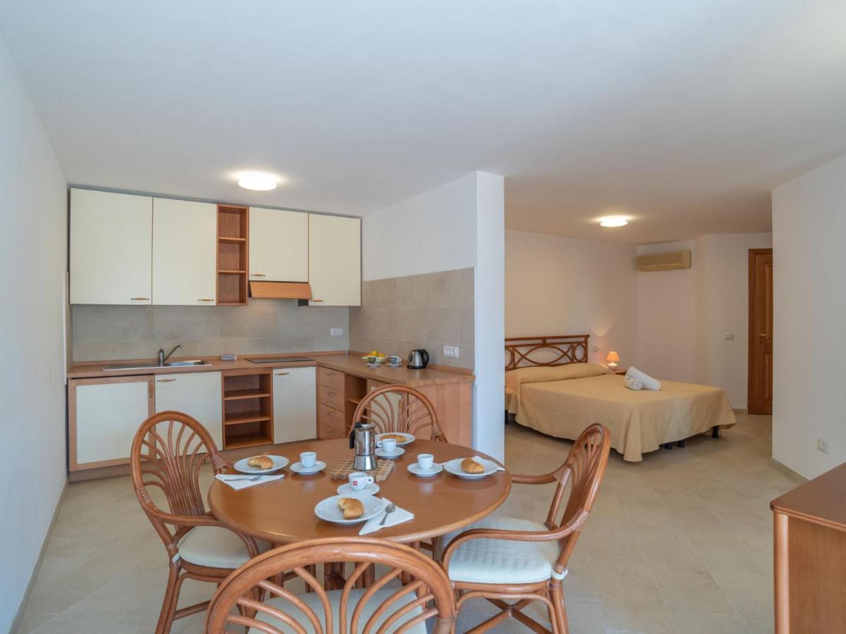 Holiday Home Corbezzolo 7 - Vista Village By Interhome Porto San Paolo  Exterior foto